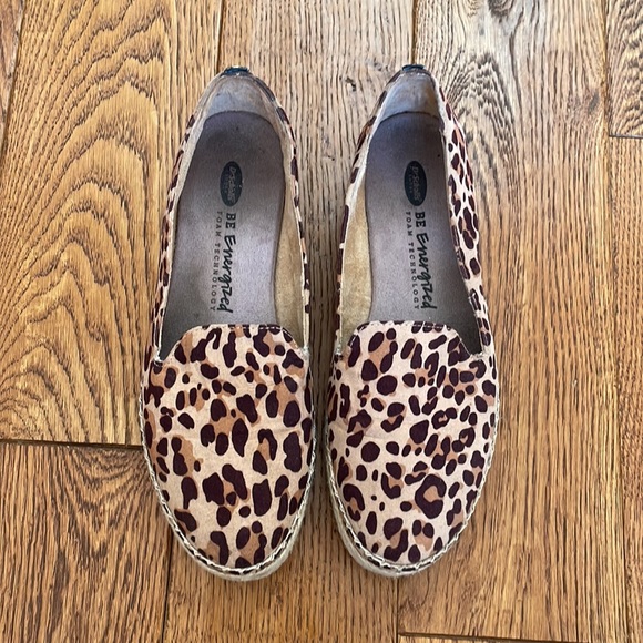 Dr. Scholl’s Leopard Print Espadrille loafers - Picture 2 of 7